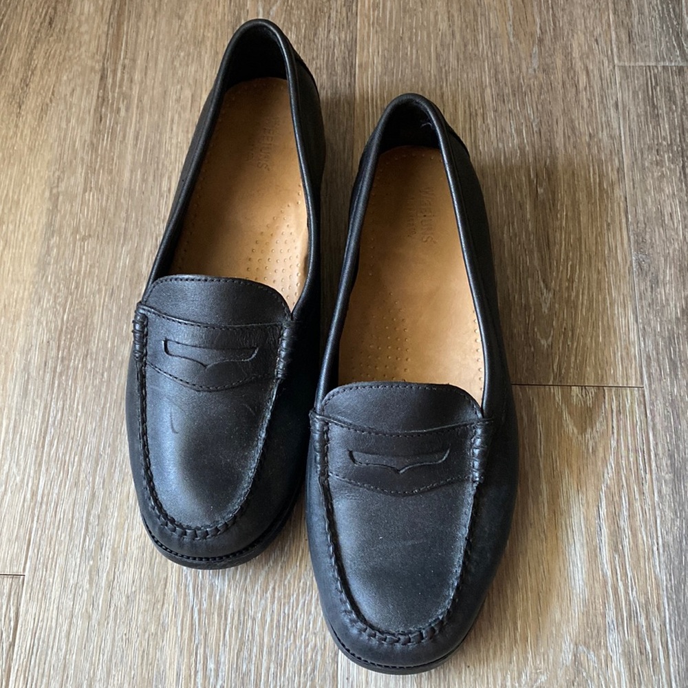 Next to new leather loafers